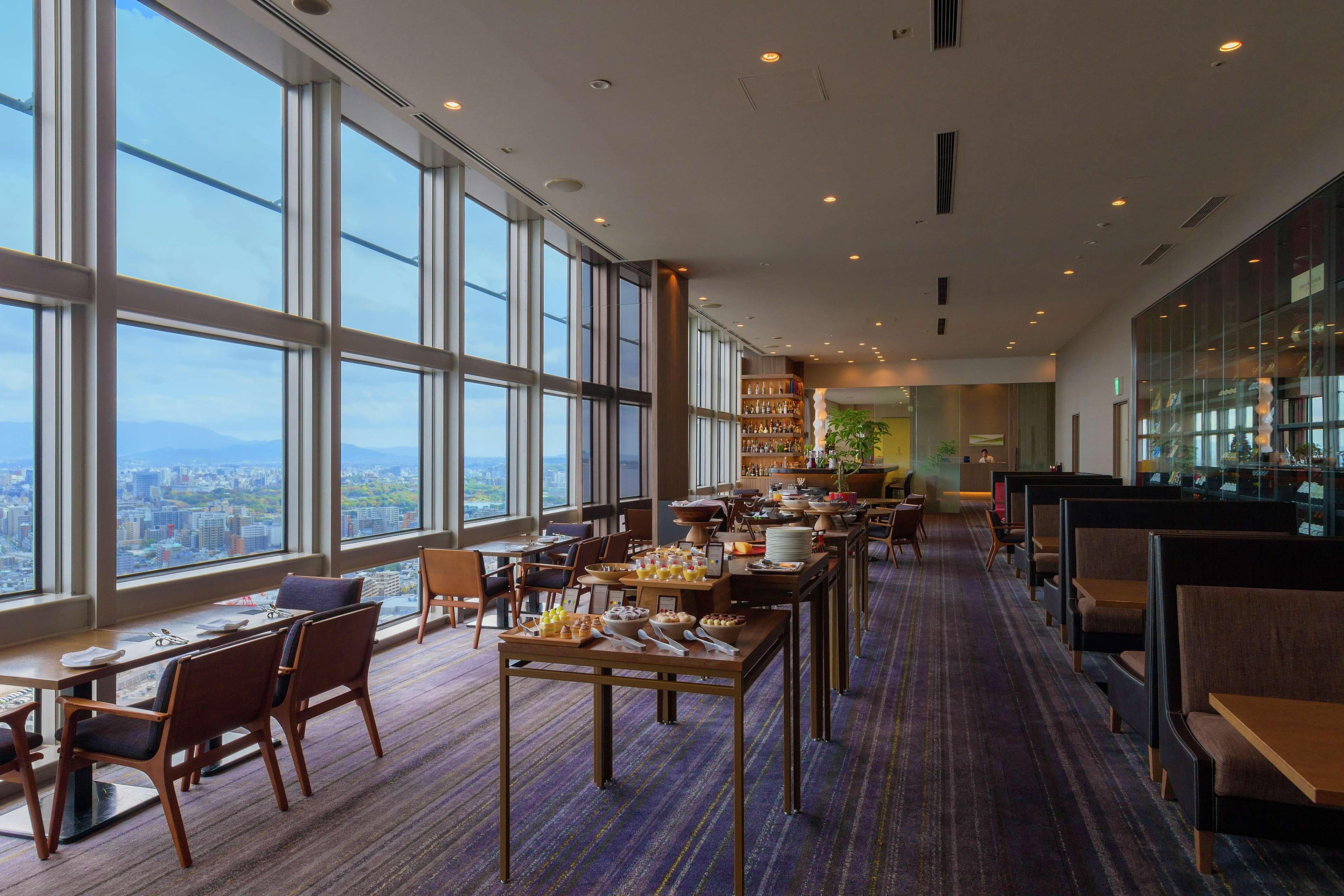 Hilton Fukuoka Sea Hawk Hotel Exterior photo