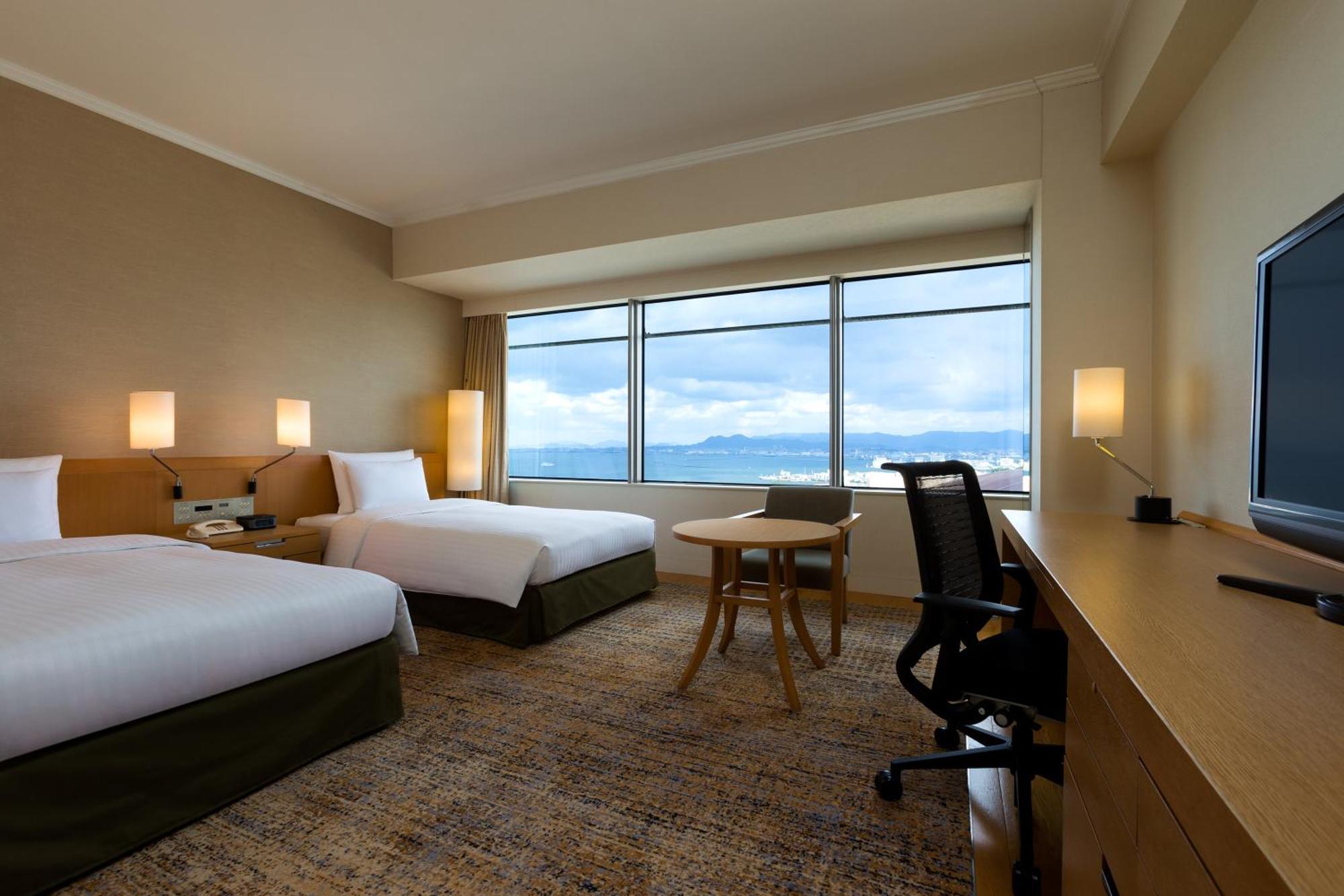 Hilton Fukuoka Sea Hawk Hotel Exterior photo